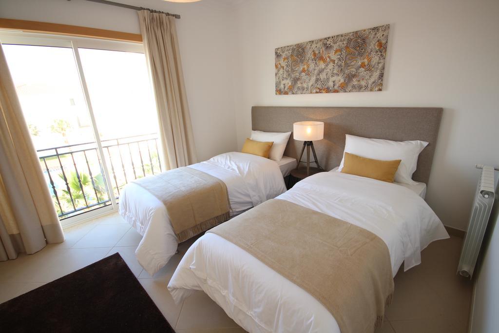 Josefa D'Obidos Apartment Praia del Rei Екстериор снимка